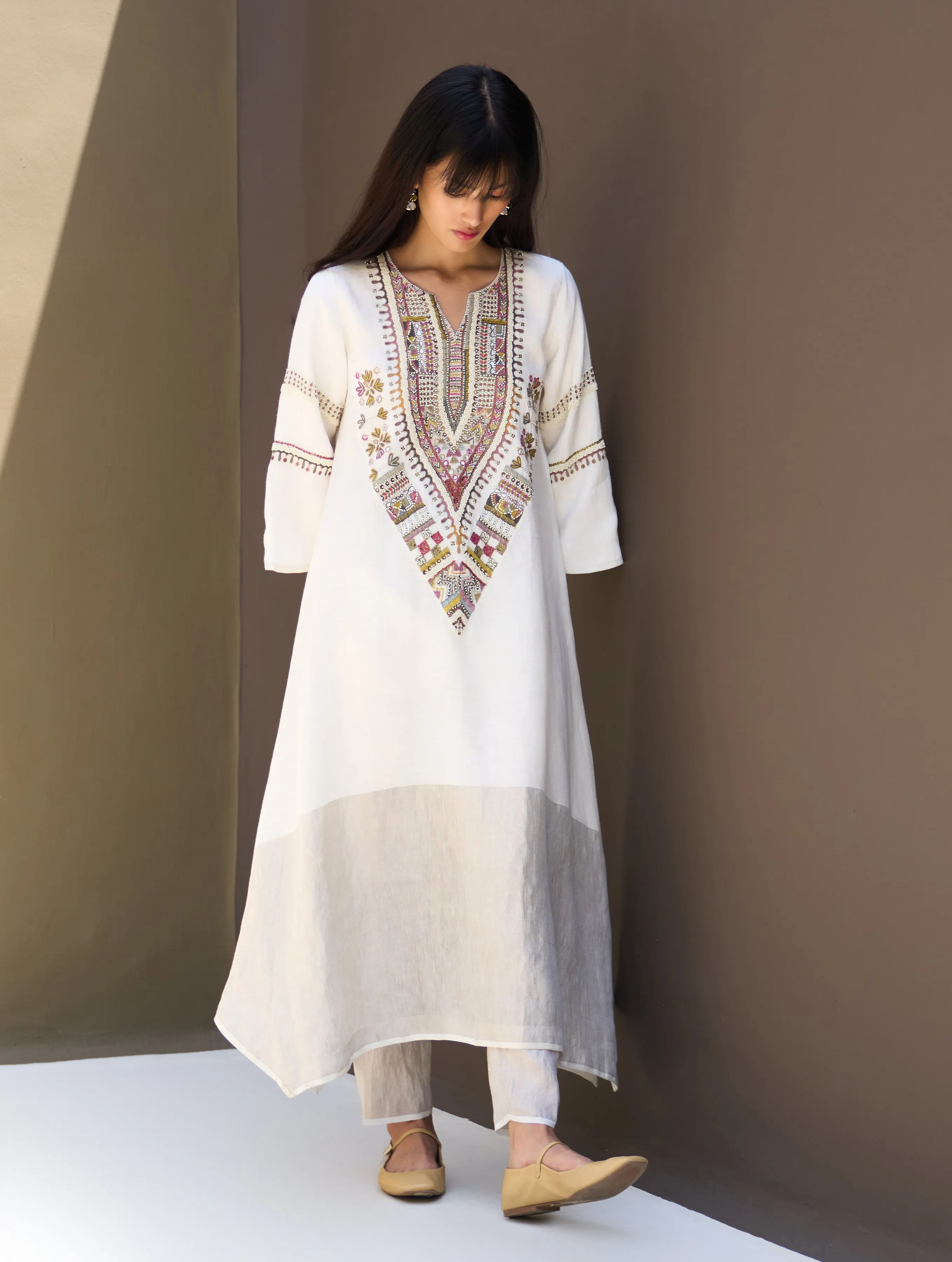 Afra Hand-Embroidered Kurta Set - Ivory