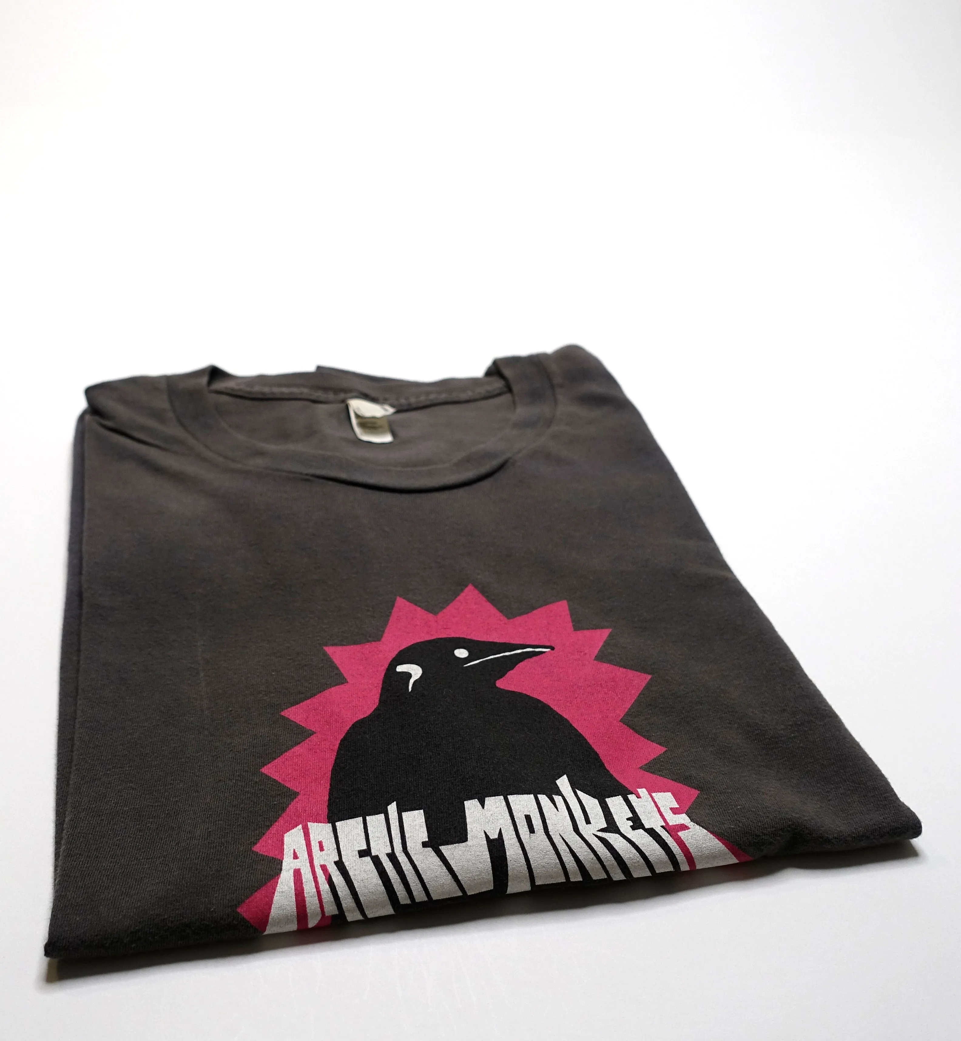 Arctic Monkeys - Penguin / Favourite Worst Nightmare 2007 Tour Shirt Size Large