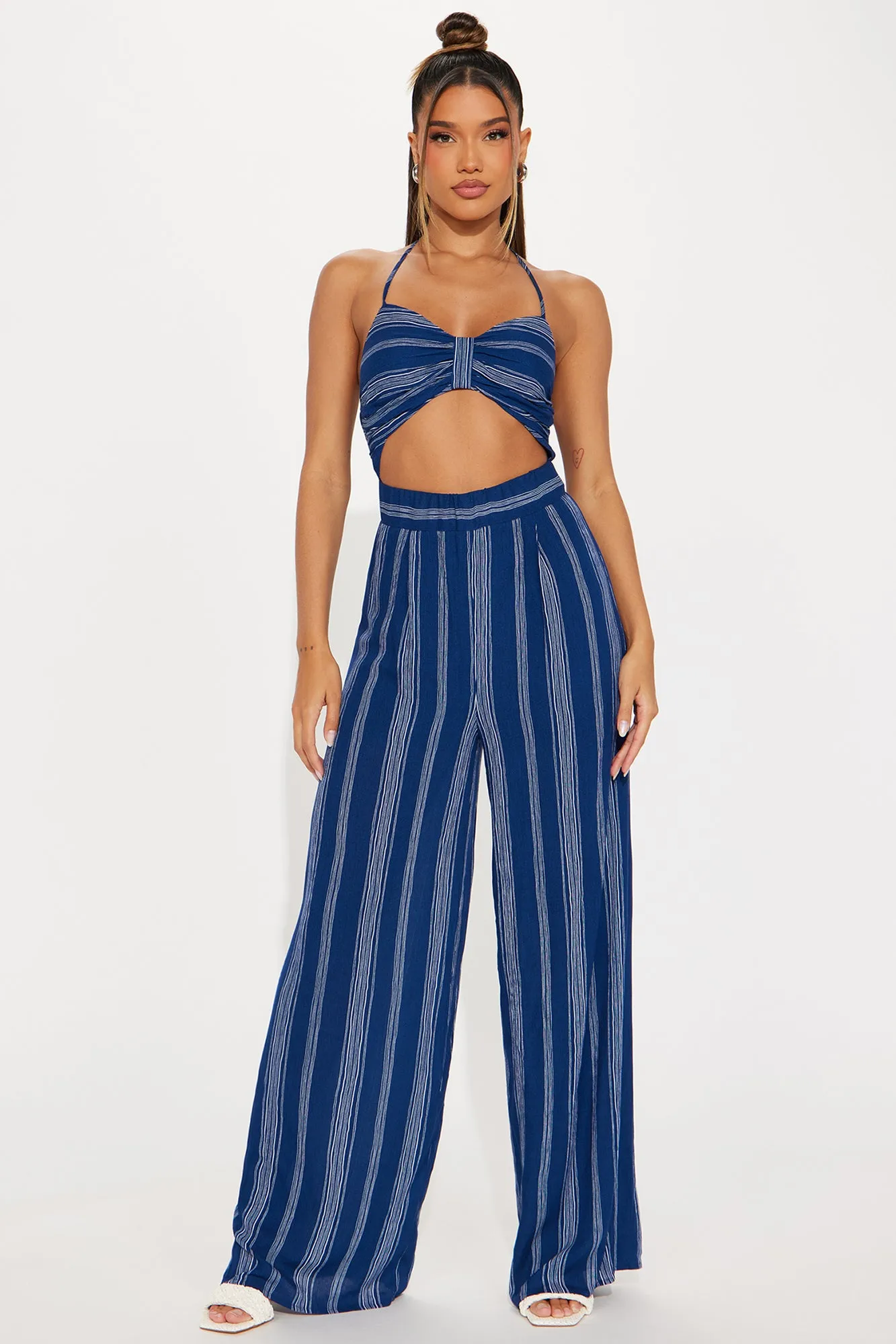 Chasing Islands Jumpsuit - Navy