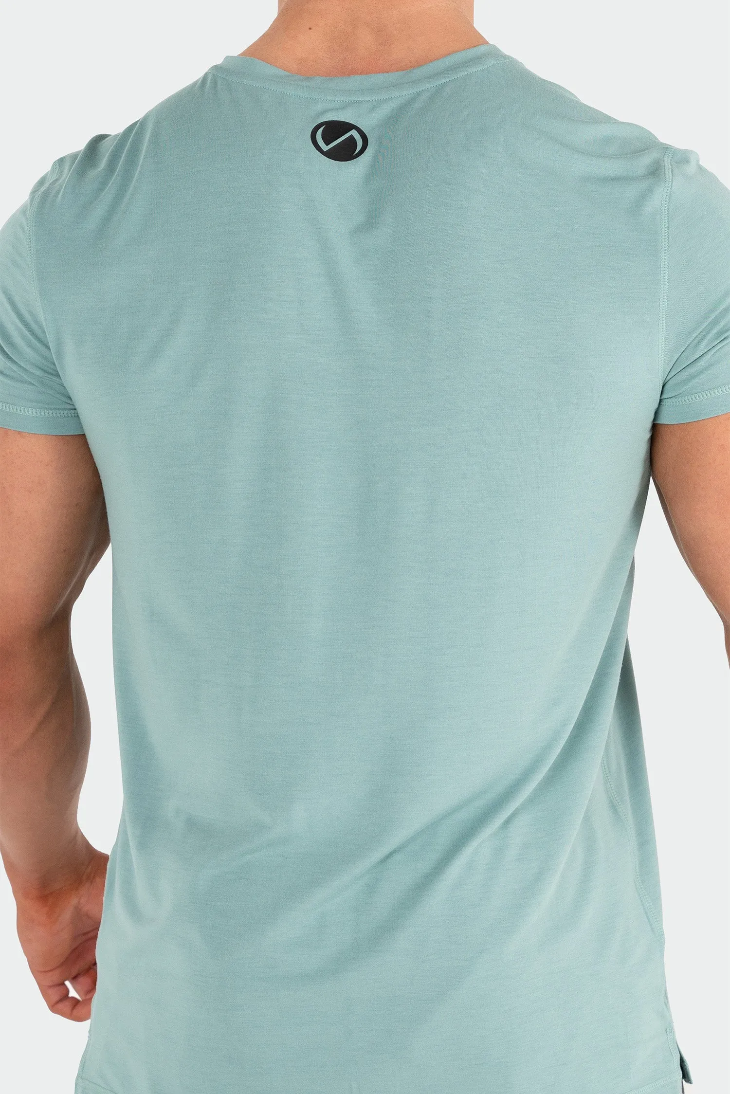 Focus Performance Bamboo V-Neck