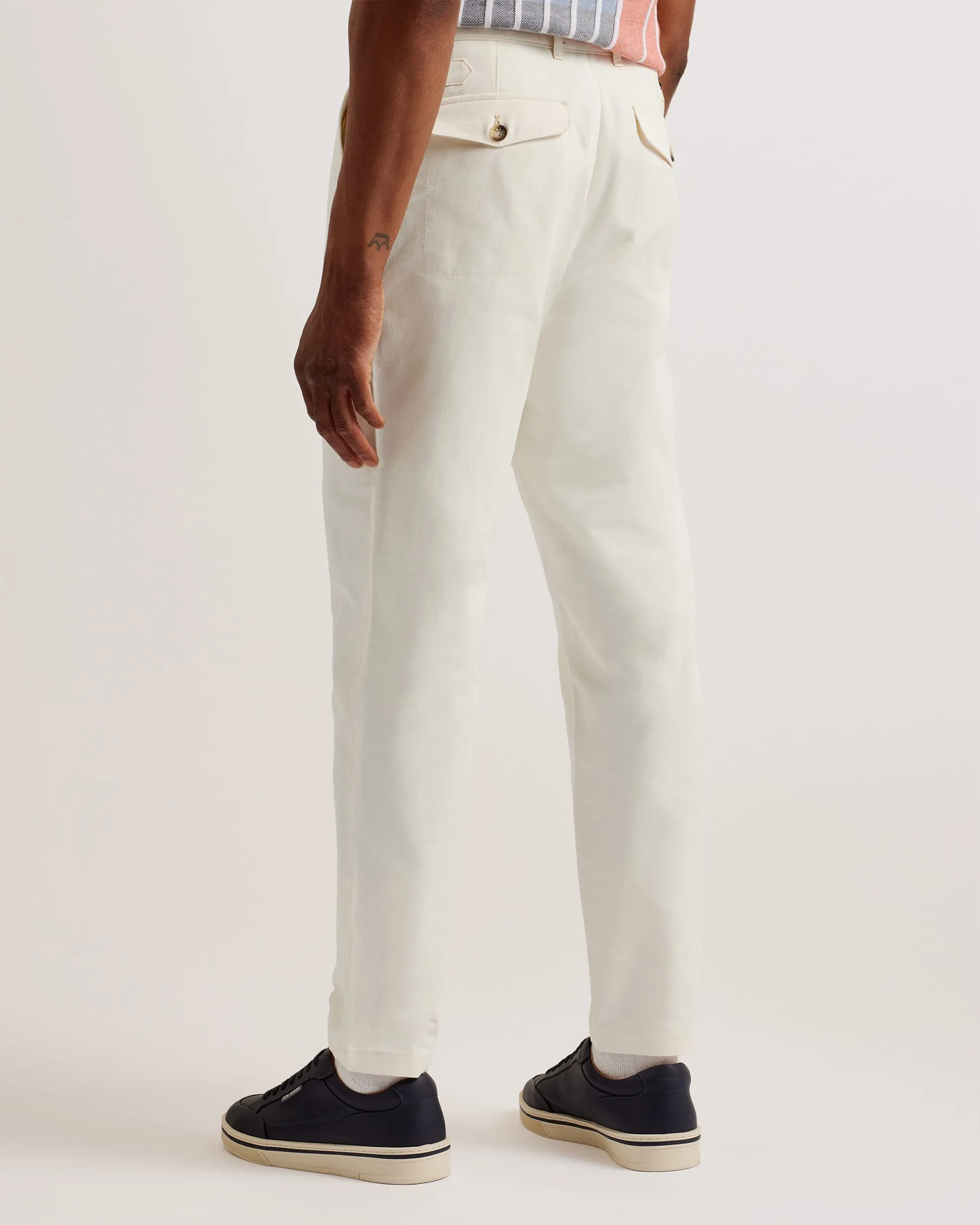 Holmer Tapered Fit Pleated Cotton Trousers White