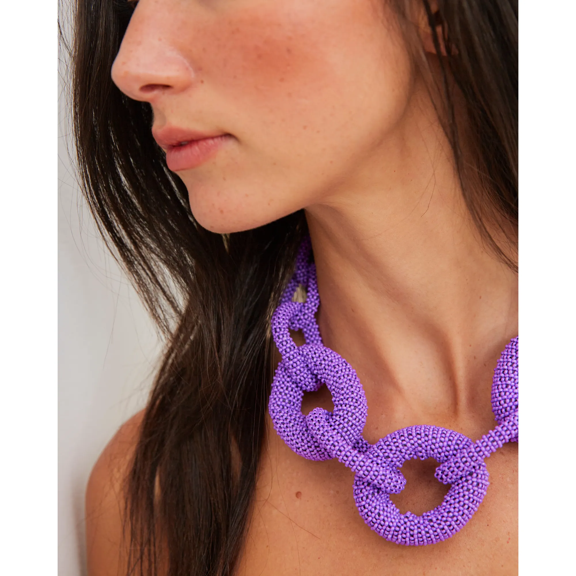 Link Beaded Necklace Bright Purple