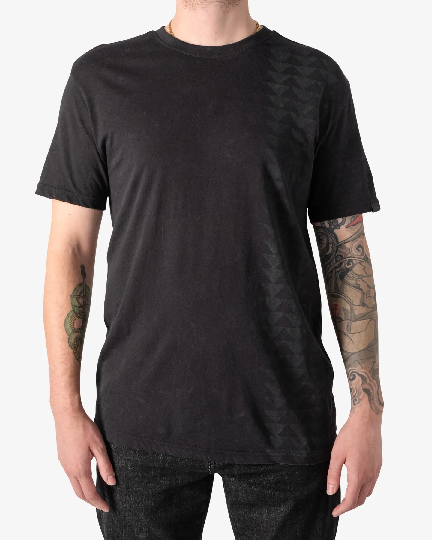 Nakoa Tee - Black Wolf • Organic Cotton