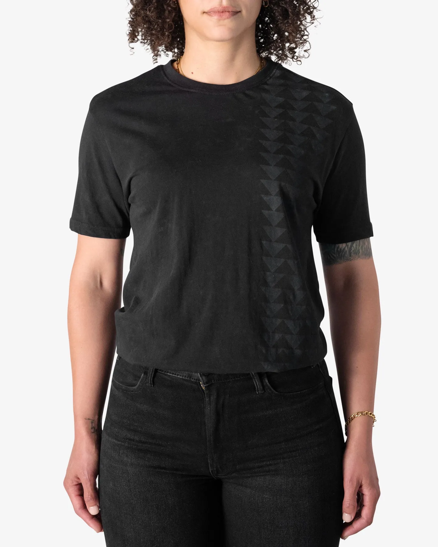 Nakoa Tee - Black Wolf • Organic Cotton