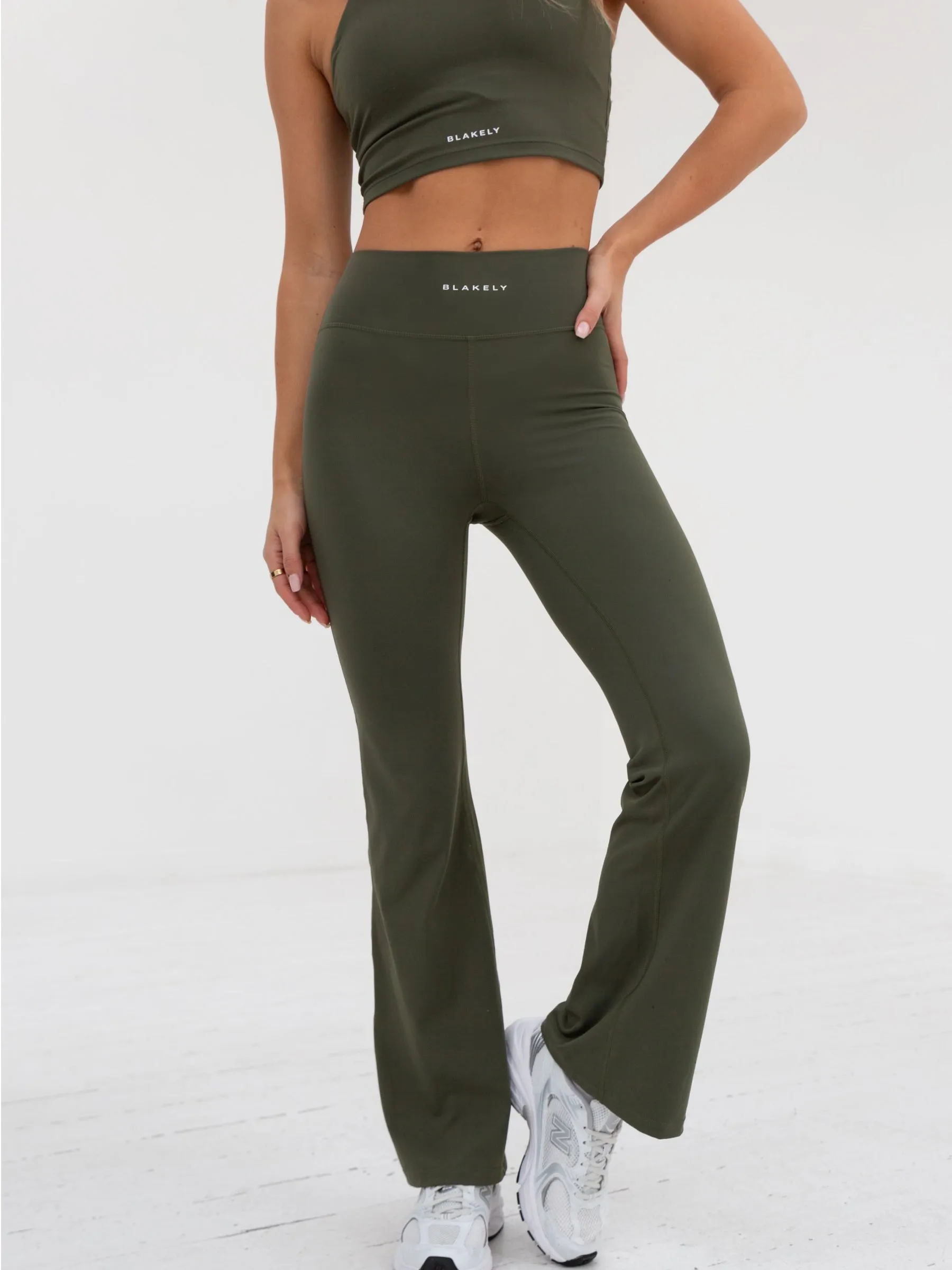 Soft Sculpt Wide Leg Leggings - Khaki Green