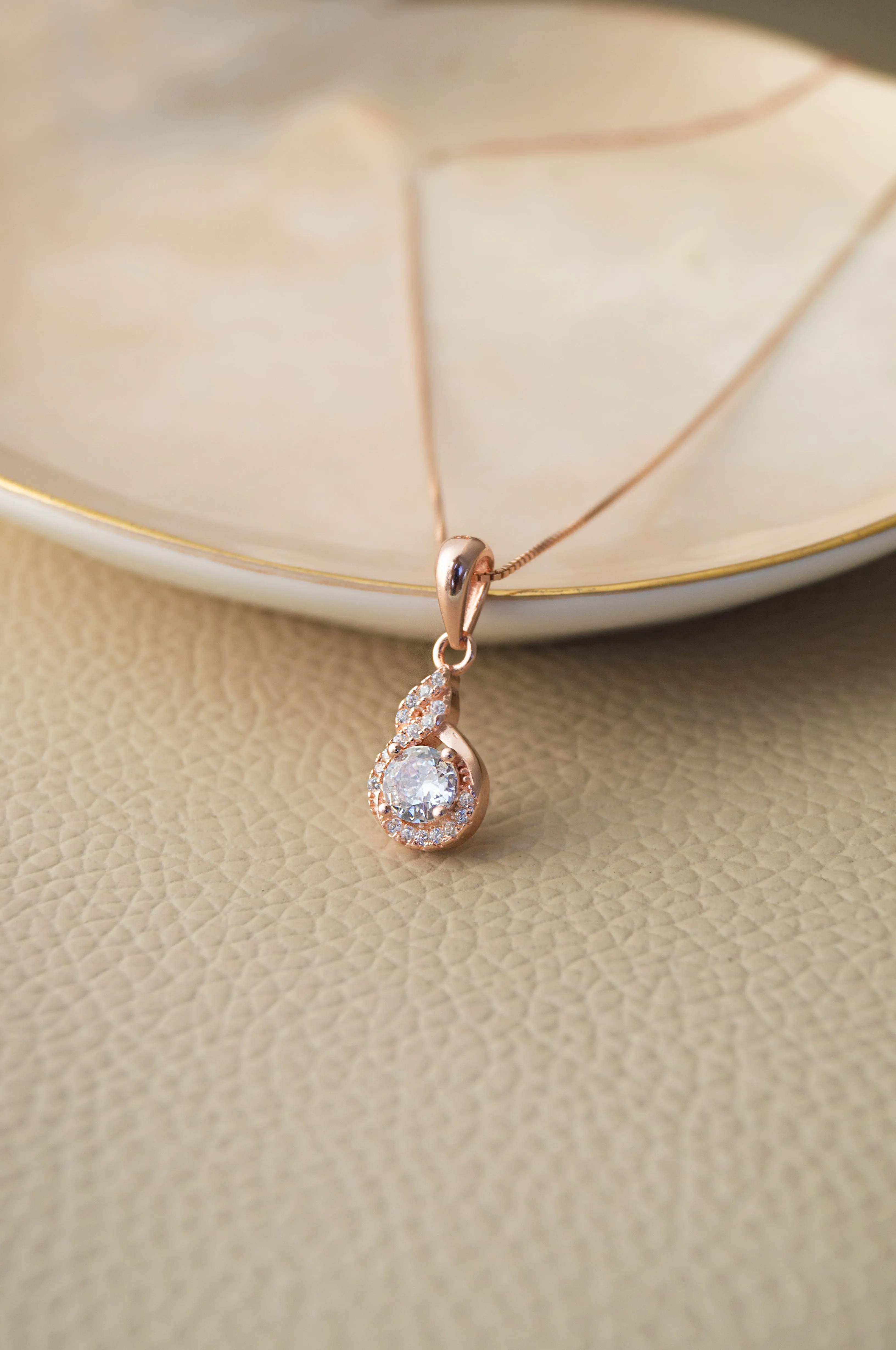 Stellar Solitaire Rose Gold Plated Sterling Silver Pendant Set